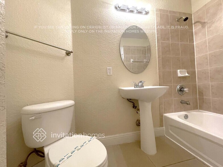 Building Photo - 13403 SW 261st Ln