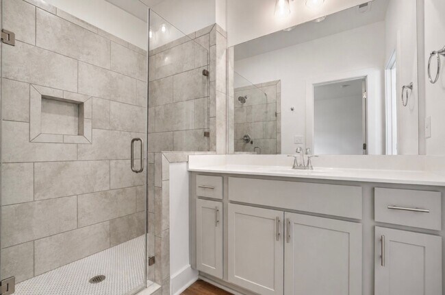 Building Photo - 208 Huntley Knl Dr