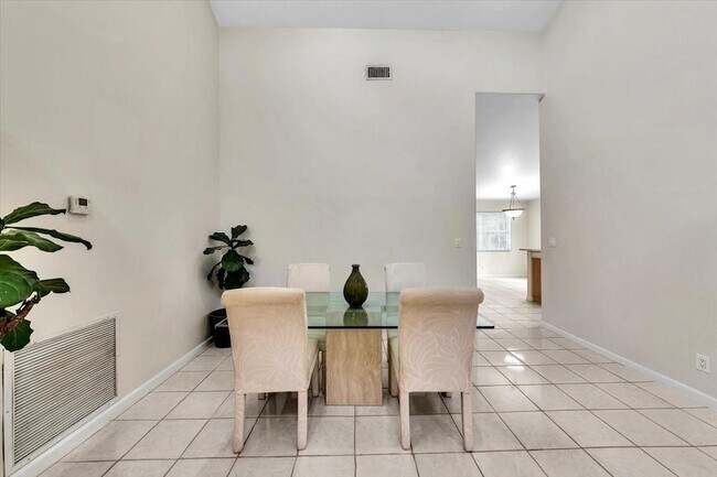 Building Photo - 20231 NW 10th St