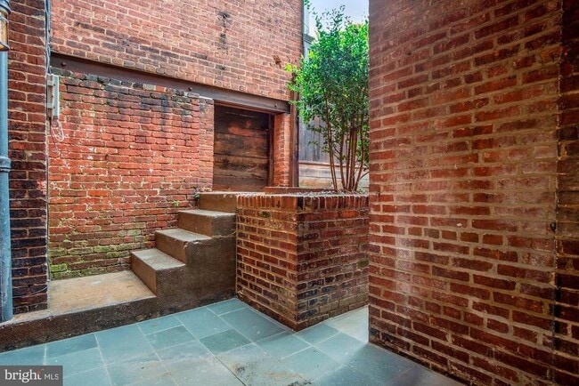 Building Photo - 1616 S St NW
