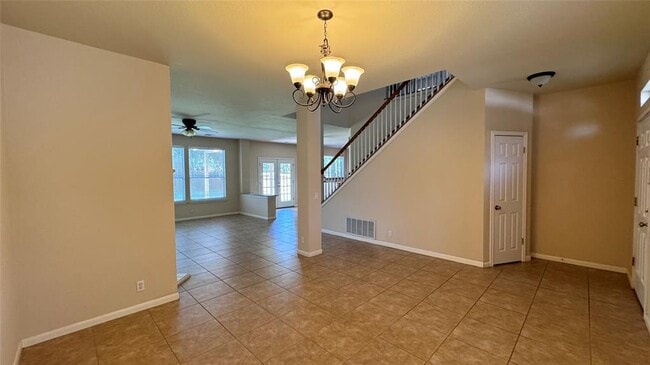 Building Photo - 2211 Bent Bow Dr