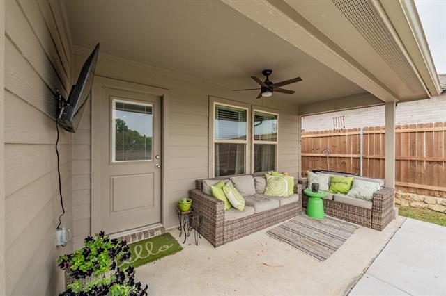 Building Photo - 1385 Dillard Creek Dr