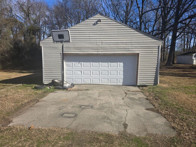 Building Photo - 4 BR with Garage Coming Soon in Prince Geo...