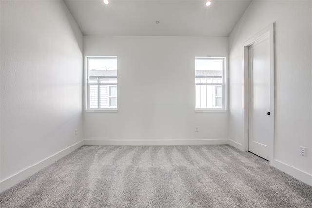 Building Photo - 2143 Mail Ave