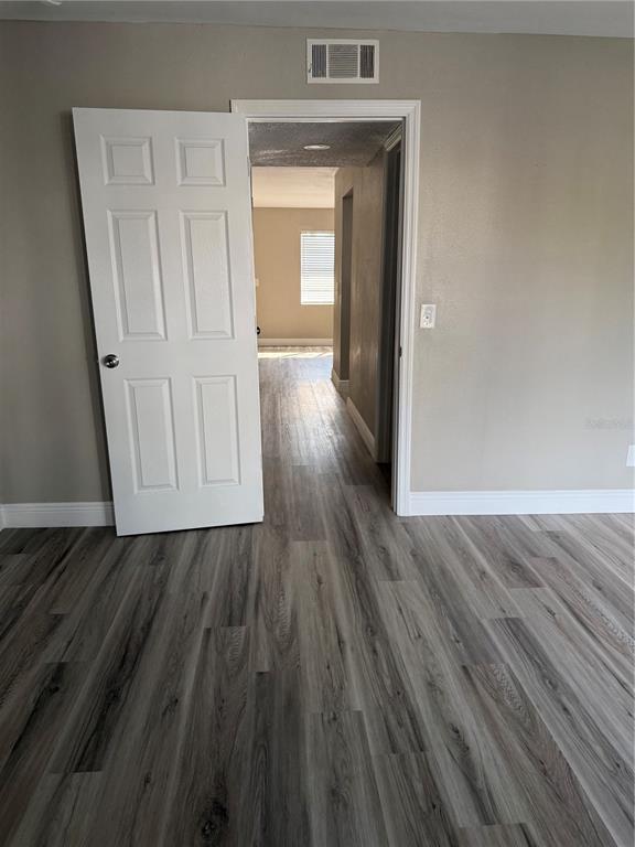 Building Photo - 9209 Tudor Dr