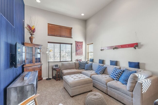 Building Photo - Charming 4-Bedroom, 3-Bath Home in East Loveland