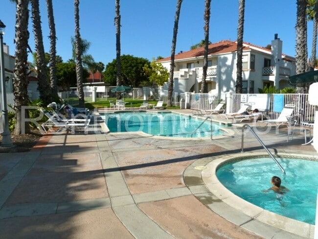 Building Photo - 9362 Twin Trails Dr