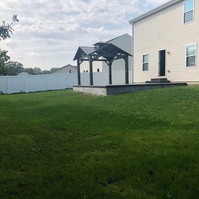 Building Photo - 8684 E Park Ridge Cir