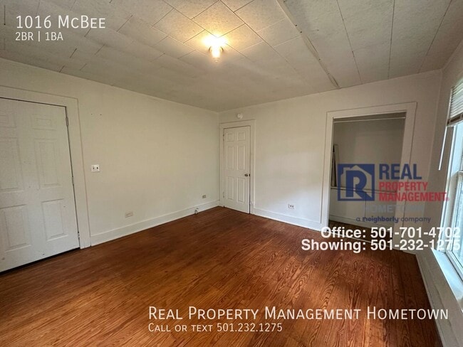 Building Photo - 1016 McBee-