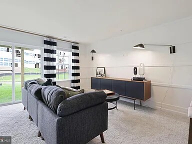 Building Photo - 2017 Pomona Way