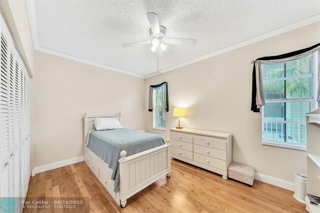 Building Photo - 7644 Elm Ridge Dr