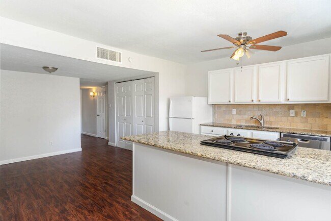 Building Photo - Charming 3-Bedroom Home in Fort Worth