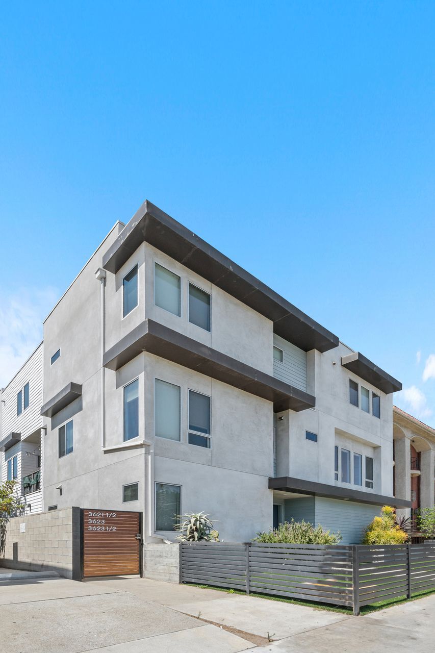 Building Photo - 3623 1/2 S Centinela Ave