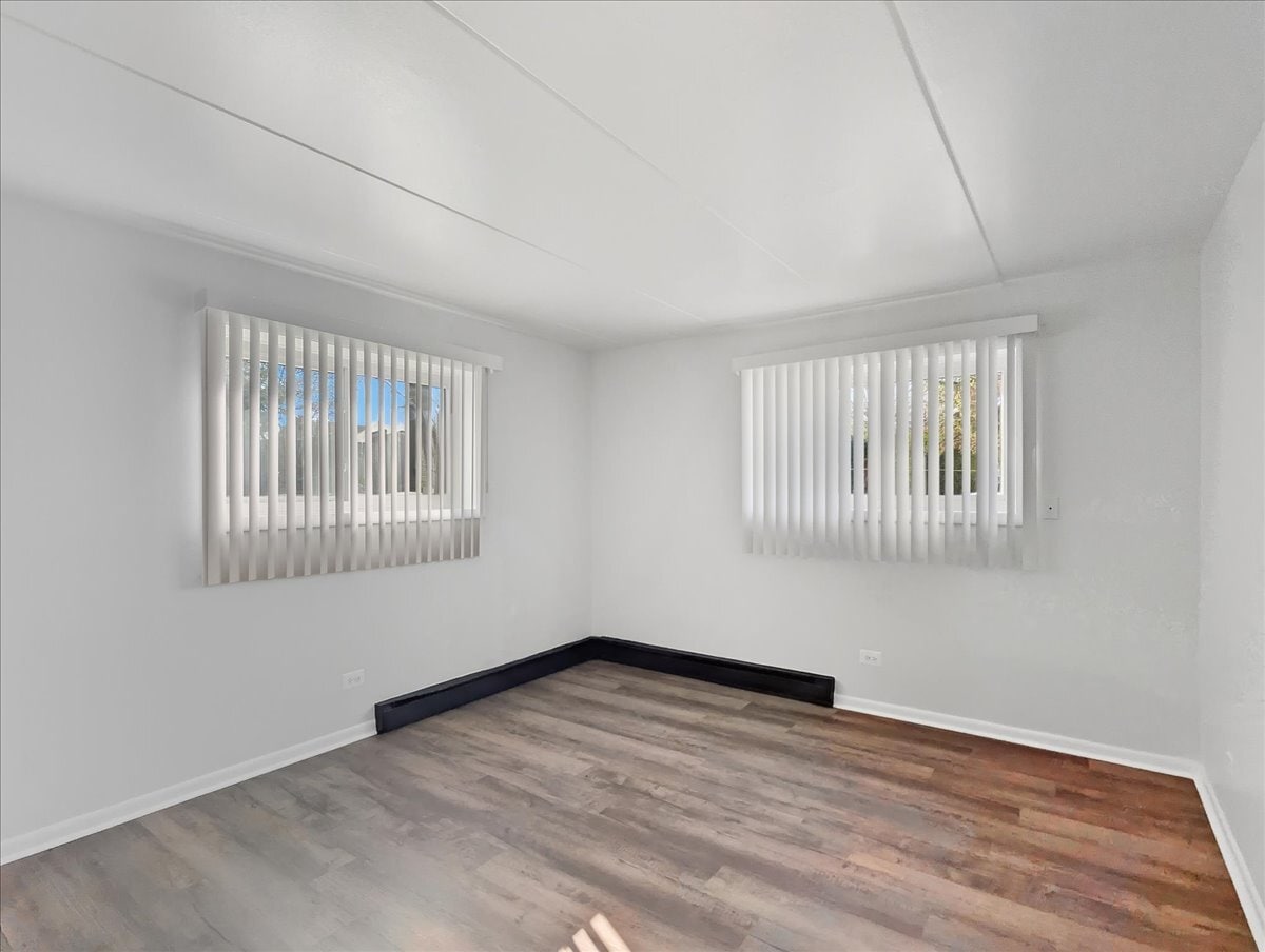 Building Photo - 300 Marlene Ct