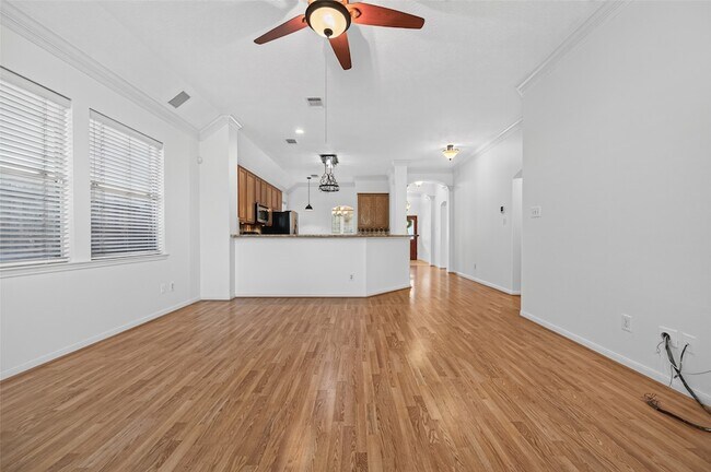 Building Photo - 9311 Cantata Ct