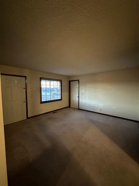 Building Photo - 830 Oconnor St