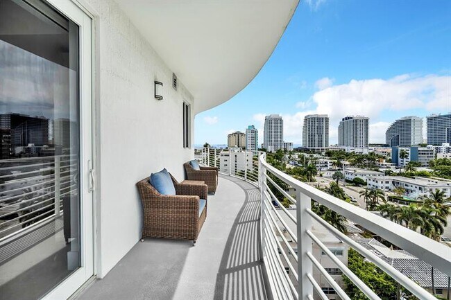 Building Photo - 612 Bayshore Dr