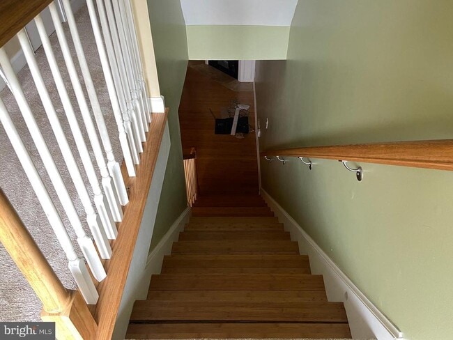 Building Photo - 99 Chatham Ct