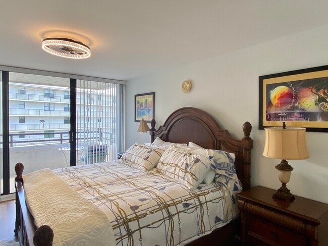 Building Photo - 3555 S Ocean Blvd