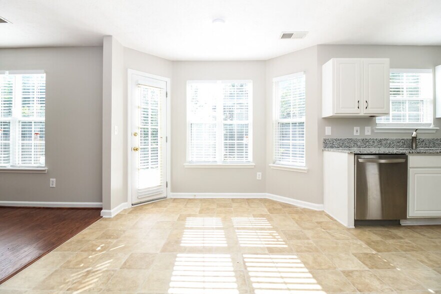 Building Photo - 4880 Noah Ridge