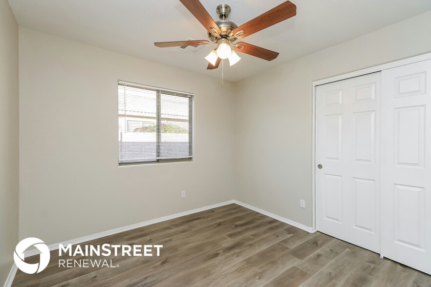 Building Photo - 1600 E Leaf Rd