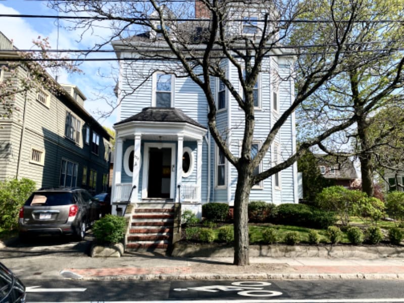 Building Photo - 322 Brookline St