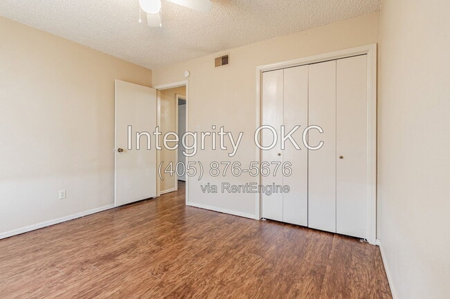 Building Photo - 618 Welston Cir