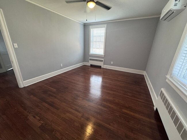 Building Photo - 423 Chestnut St