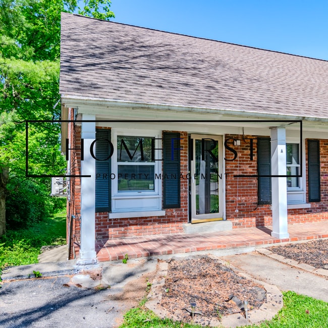 Building Photo - 105 Meadowlark Dr