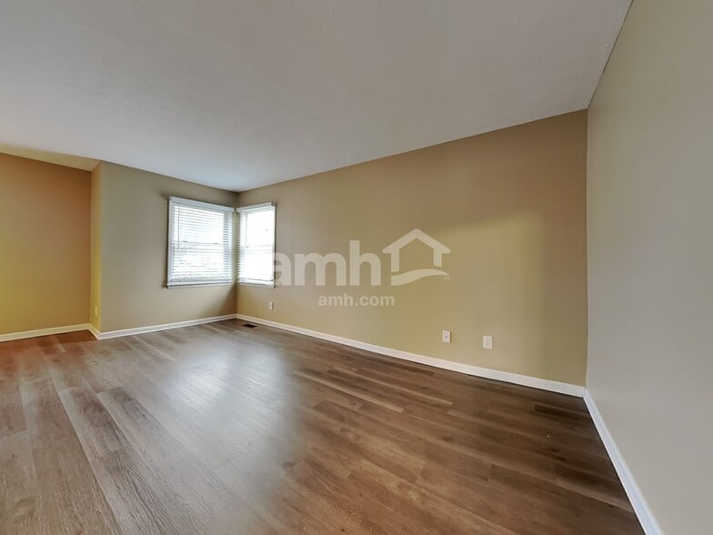 Building Photo - 510 Arlington Dr