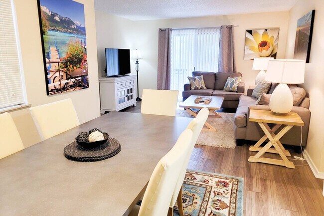 Primary Photo - 6519 W Newberry Rd