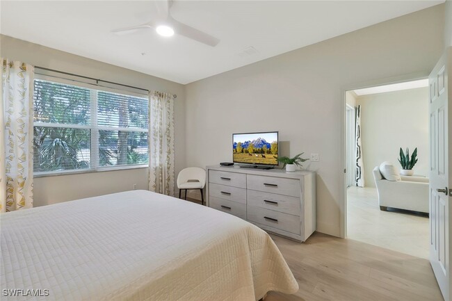 Building Photo - 11091 Corsia Trieste Way