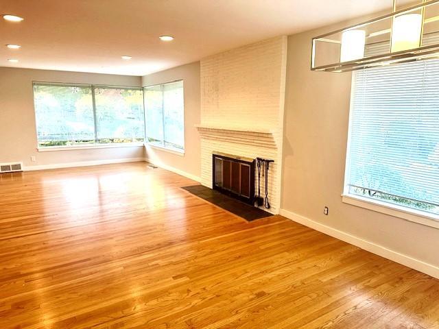 Building Photo - 3 bedroom in Seattle WA 98125