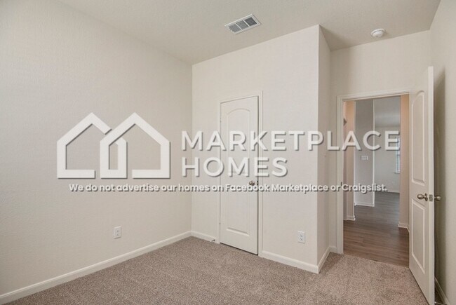 Building Photo - 10925 Gray Mare Dr
