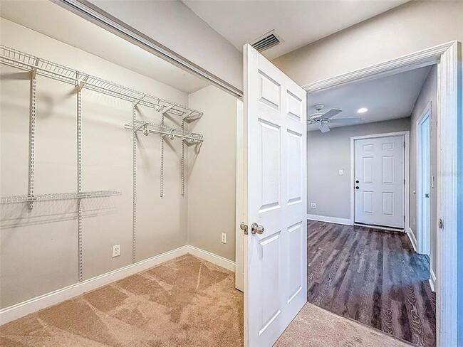 Building Photo - 7401 16th St N