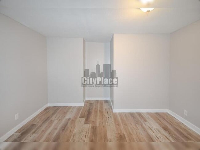 Building Photo - 5961 Rawles Ave