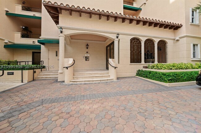 Building Photo - 13633 Deering Bay Dr