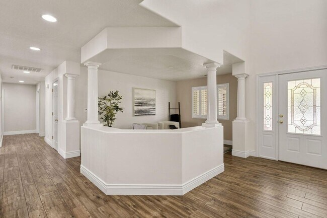 Building Photo - Beautiful Foremaster Ridge Home