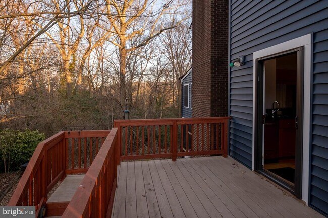 Building Photo - 770 Trenton Ave