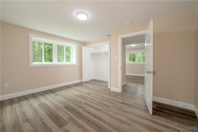 Building Photo - 141 Engles Rd