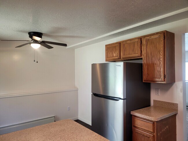 Building Photo - 767 E 1175 N