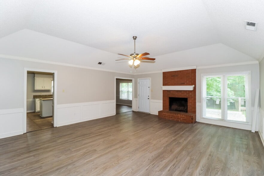 Building Photo - 306 S Glendale Ct