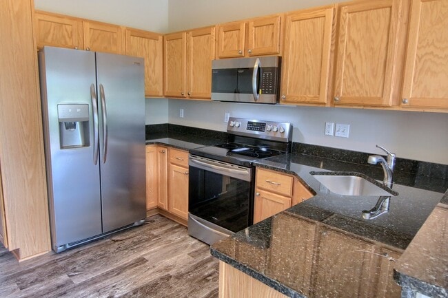 Building Photo - 2180 Knotty Pine Tr