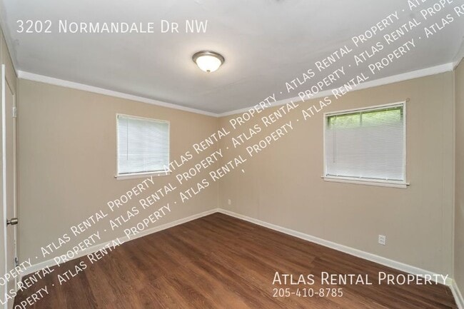 Building Photo - 3202 Normandale Dr NW