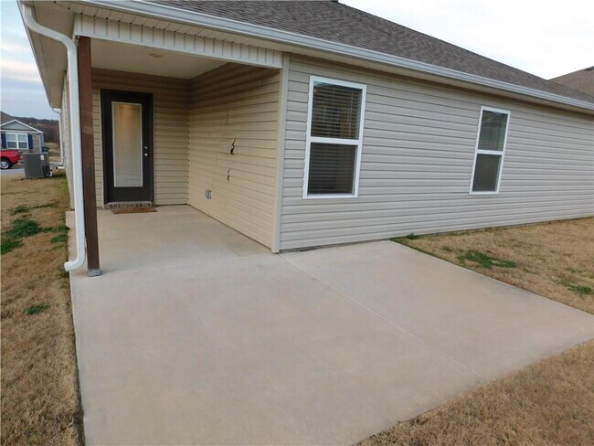 Building Photo - 2995 W Azurite St