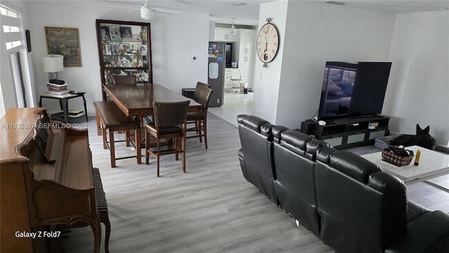 Building Photo - 7817 Fairway Blvd