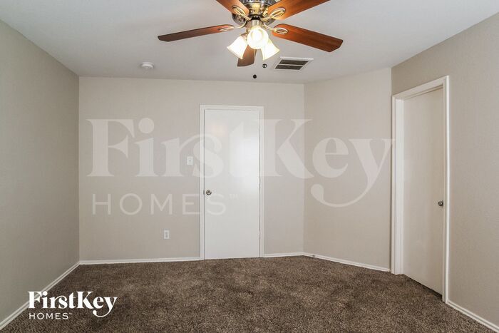 Building Photo - 8126 Liberty Point Ln