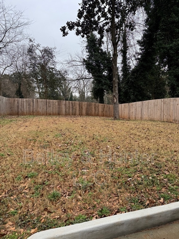 Building Photo - 1328 B Blvd SW