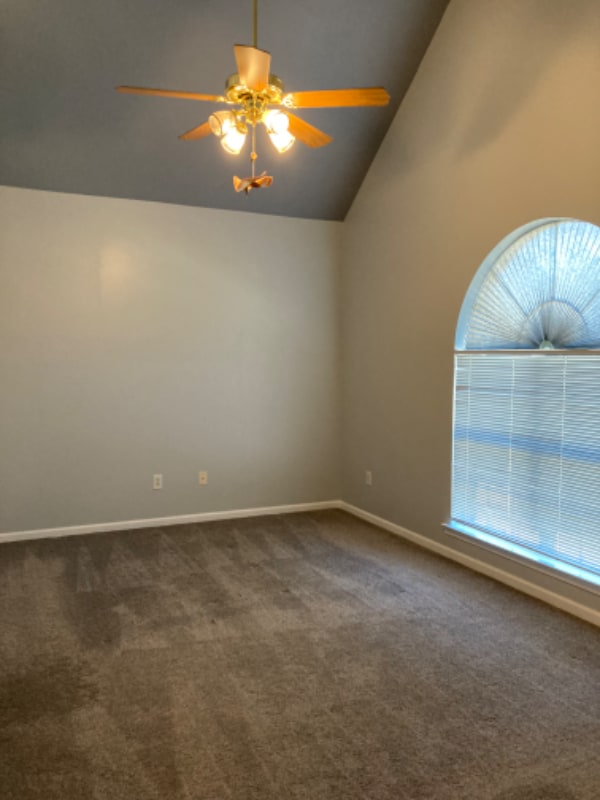 Building Photo - 537 Treymoor Lake Cir