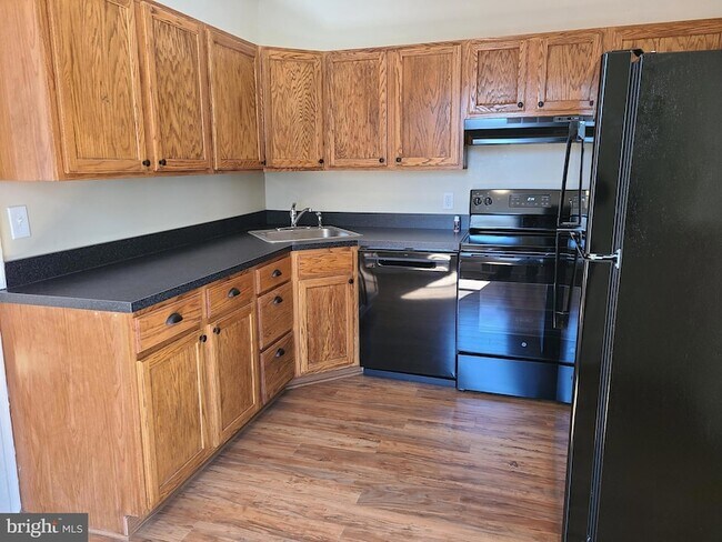 Building Photo - 524 Washington St